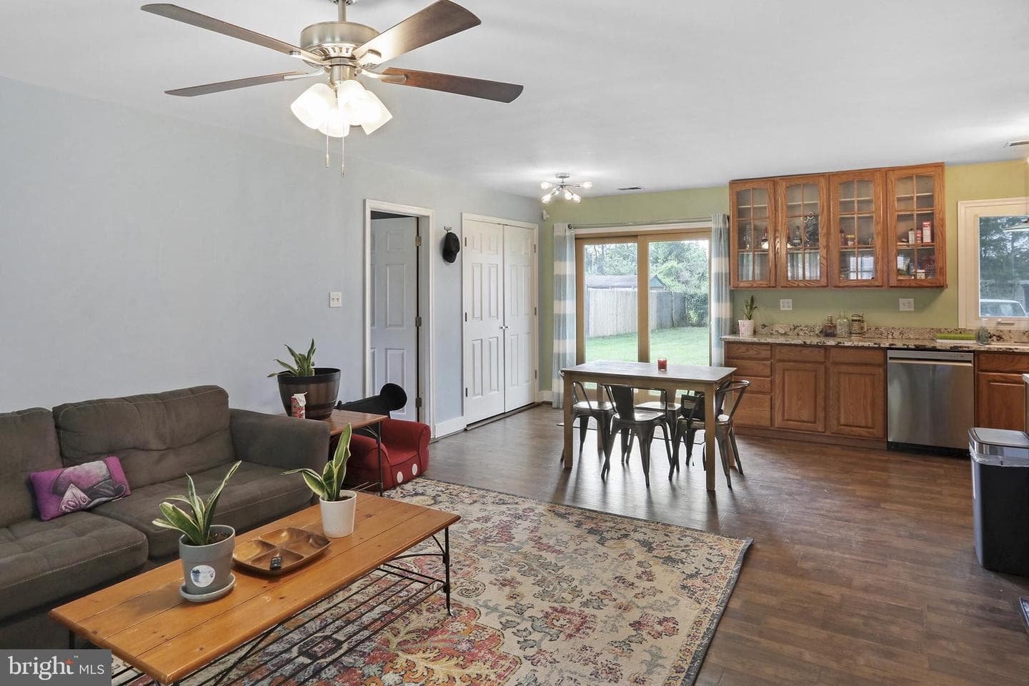 402 Williamsburg Road photo 9