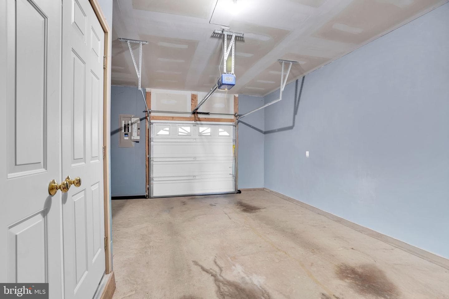 25015 Riding Center Drive photo 21