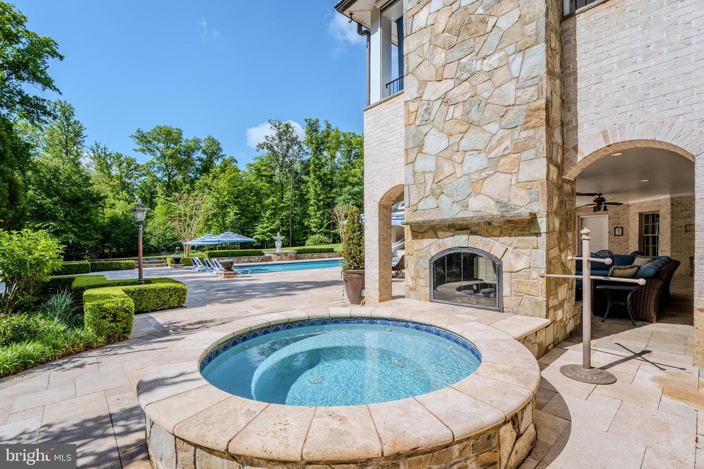 40935 Grenata Preserve Place photo 33