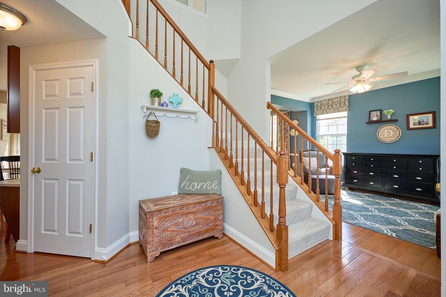 1706 Revere Court NE photo 4