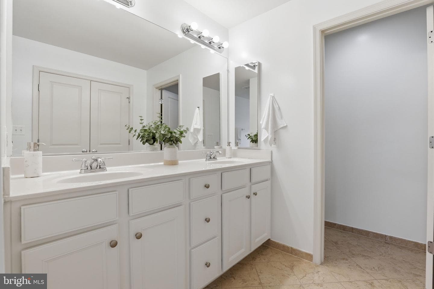 42537 Dreamweaver Drive photo 29