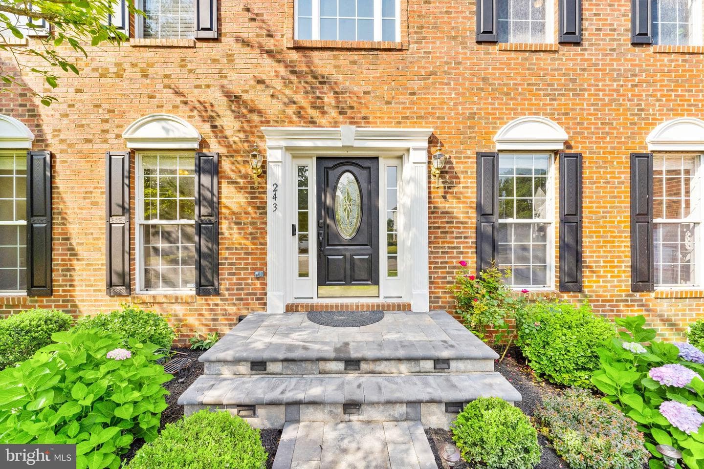 243 Mindy Court SE photo 3