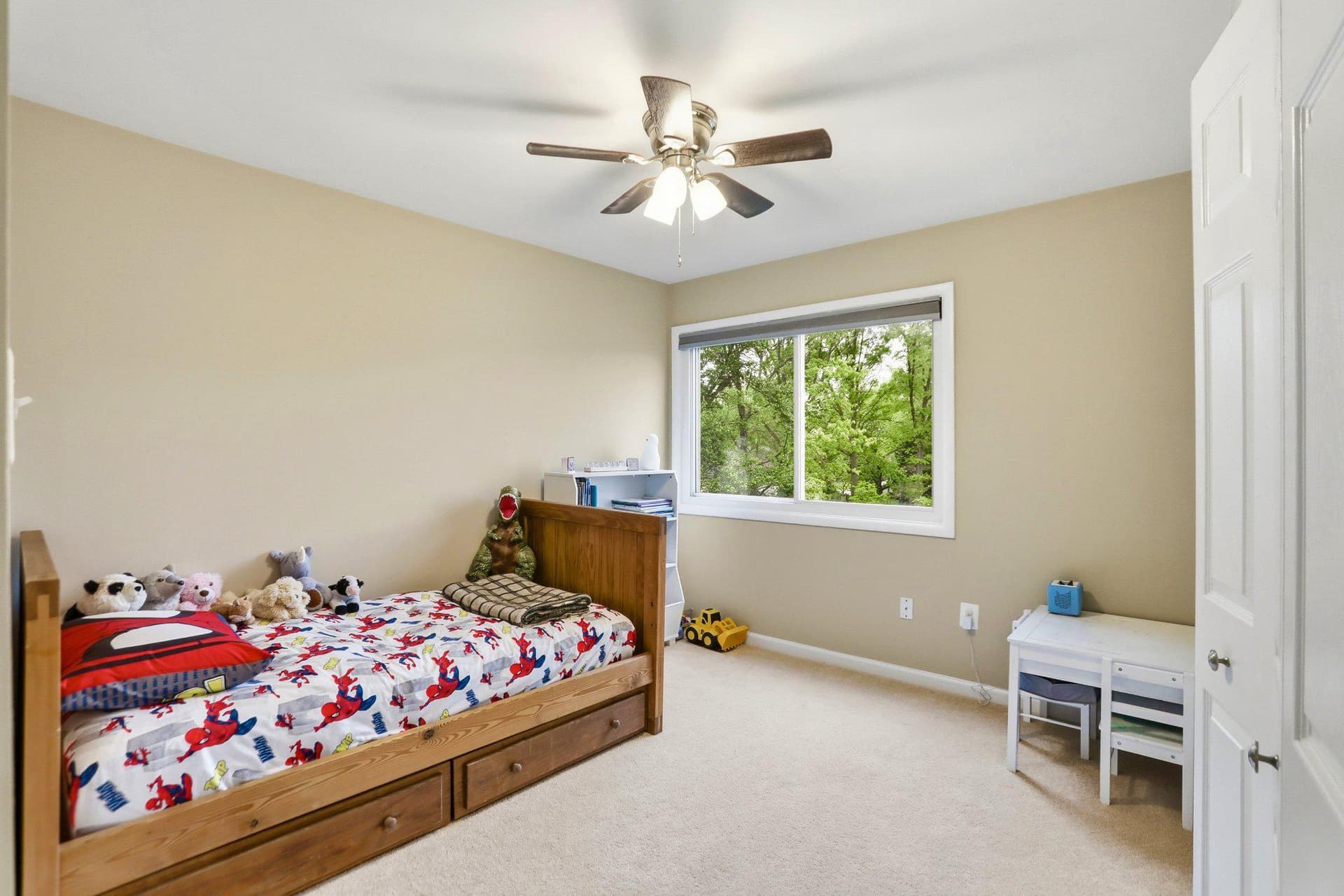 730 Sugarland Run Drive photo 22
