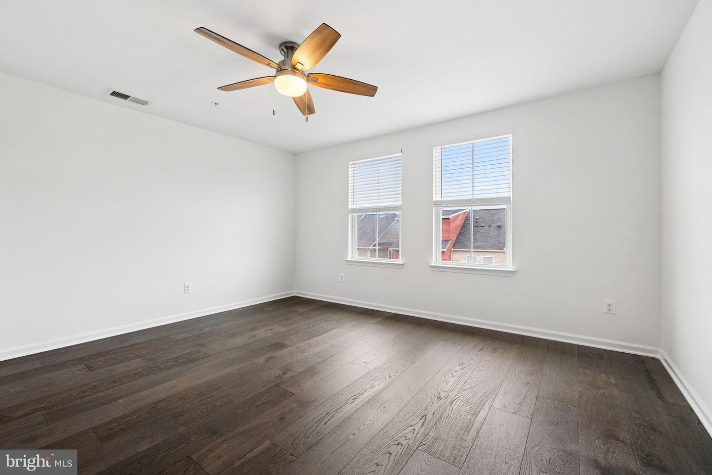 24855 Coats Square photo 25