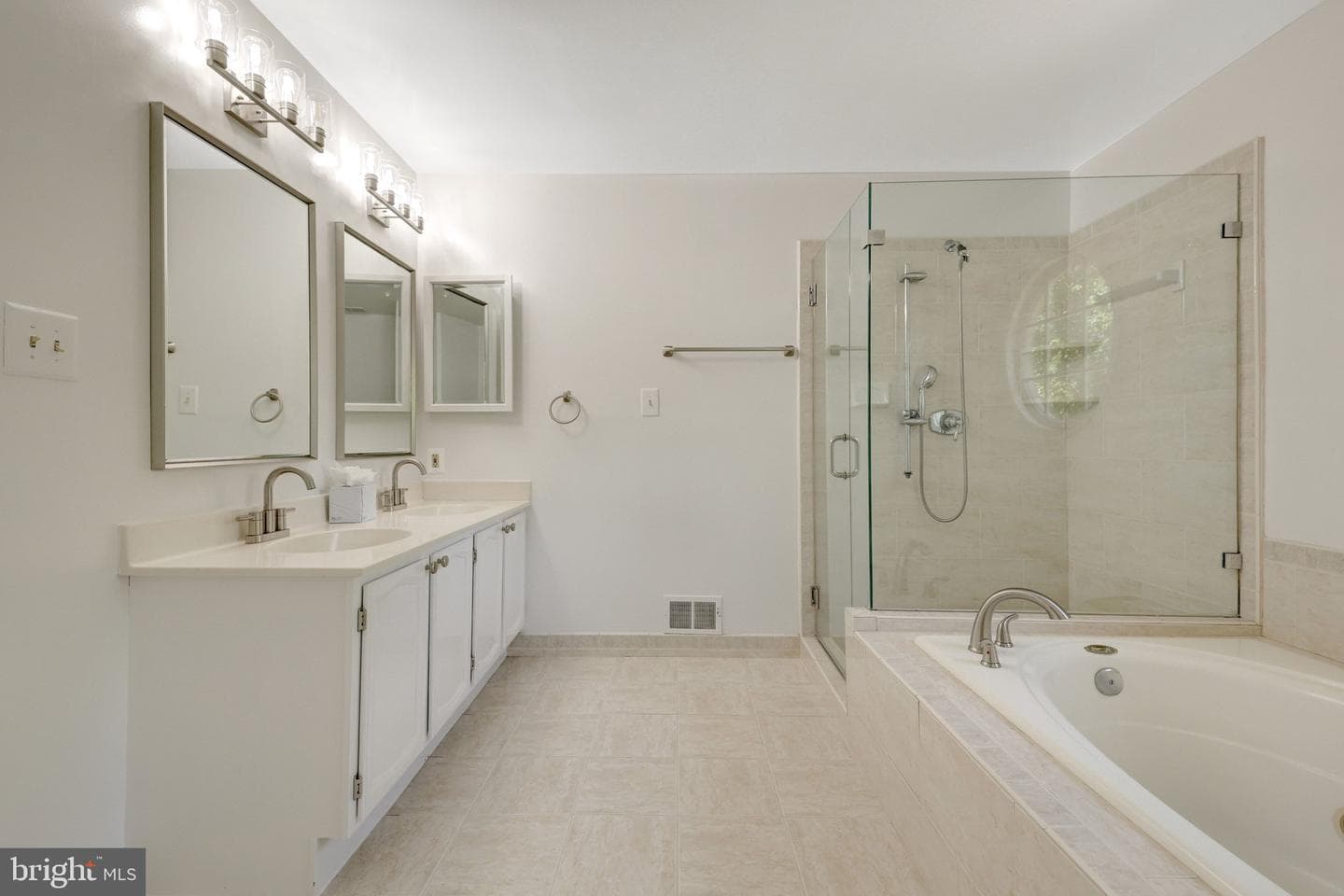 43501 Golden Meadow Circle photo 41