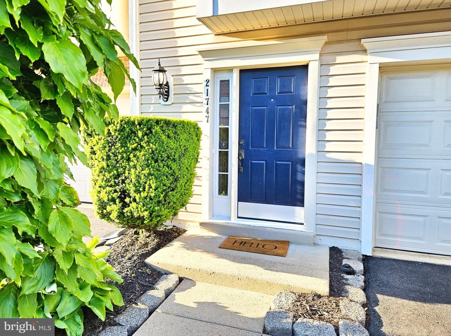 21747 Kings Crossing Terrace photo 3