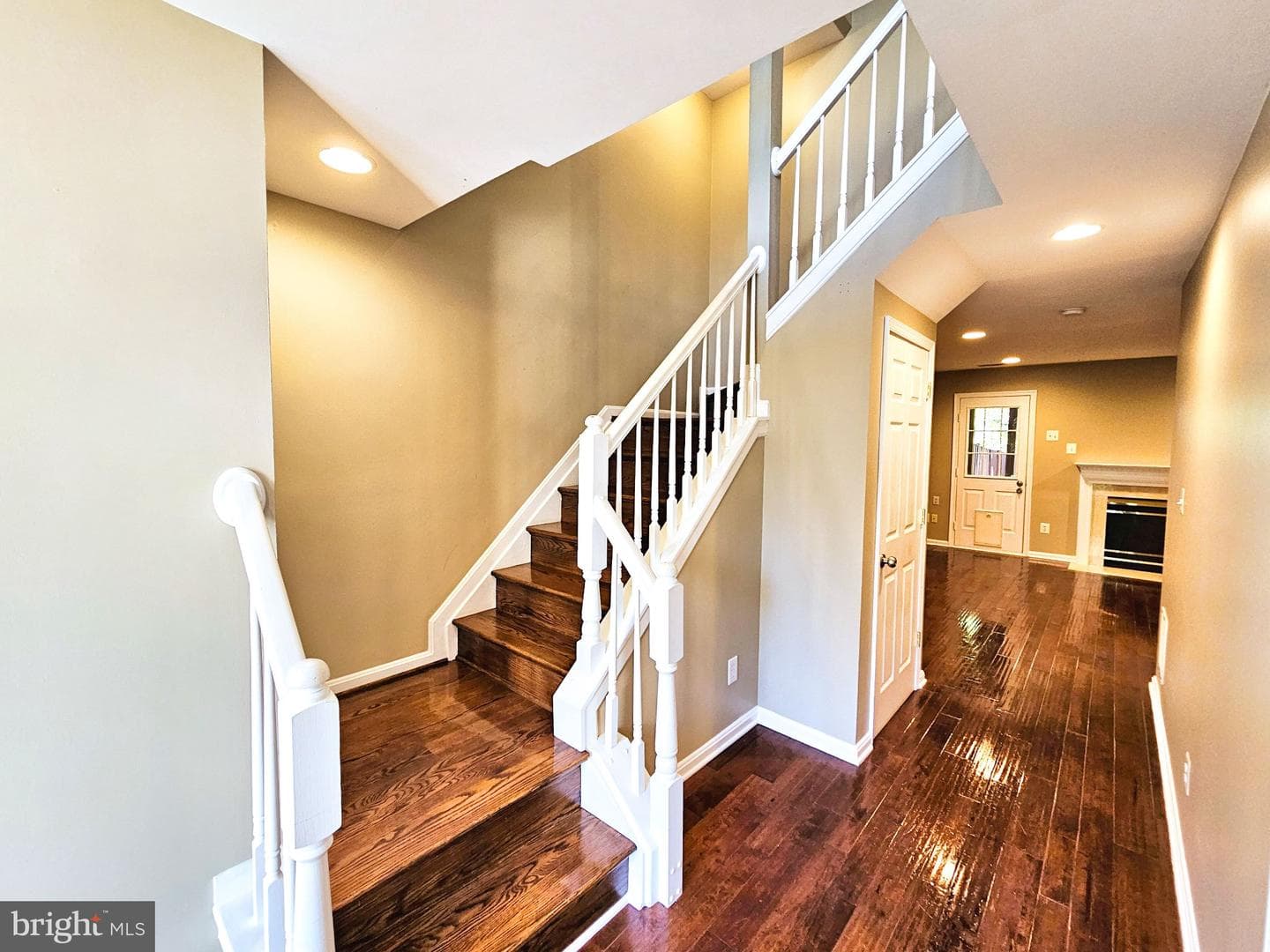 21747 Kings Crossing Terrace photo 45