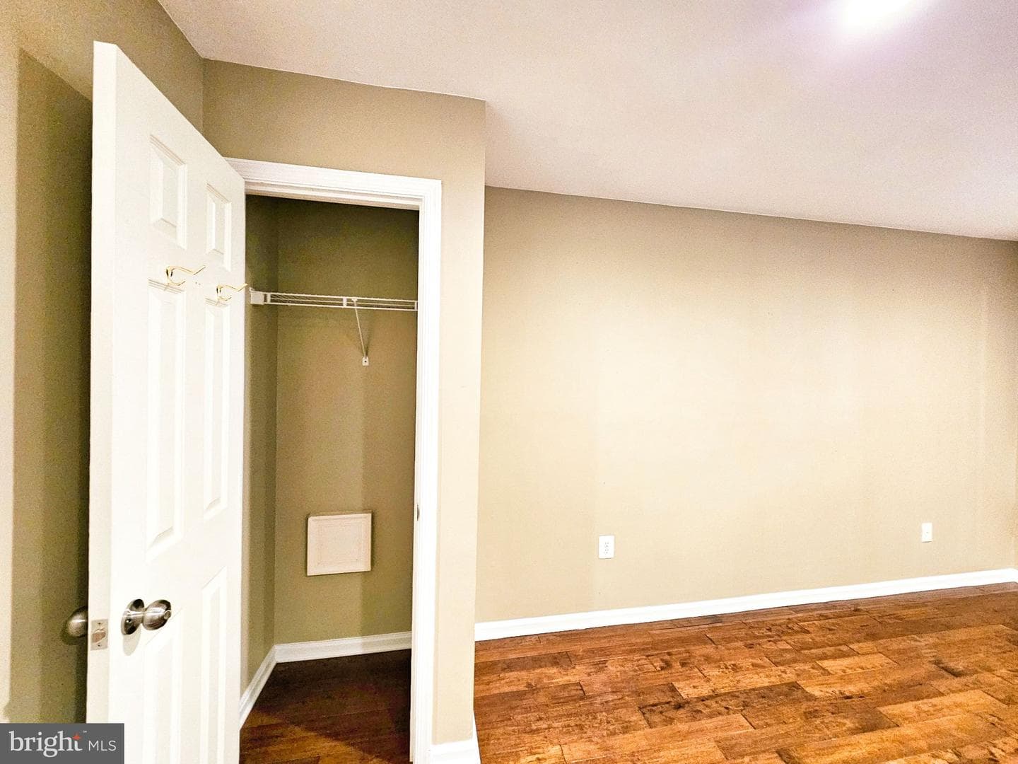 21747 Kings Crossing Terrace photo 48