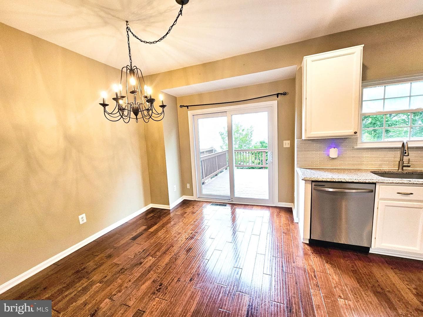 21747 Kings Crossing Terrace photo 8