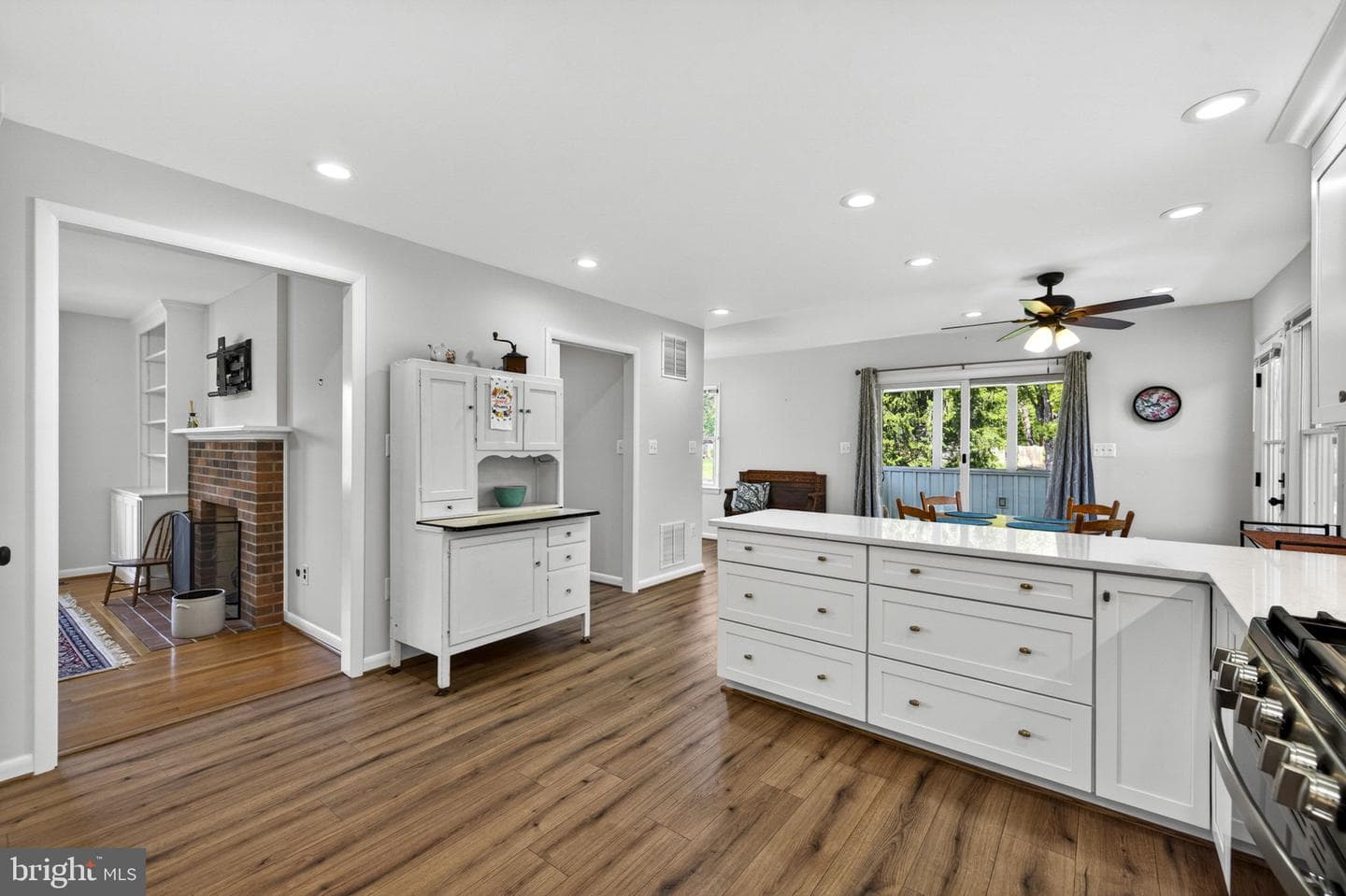15 Hamilton Terrace Drive photo 12