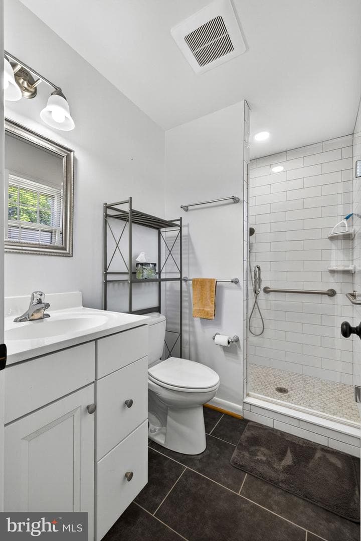 15 Hamilton Terrace Drive photo 31