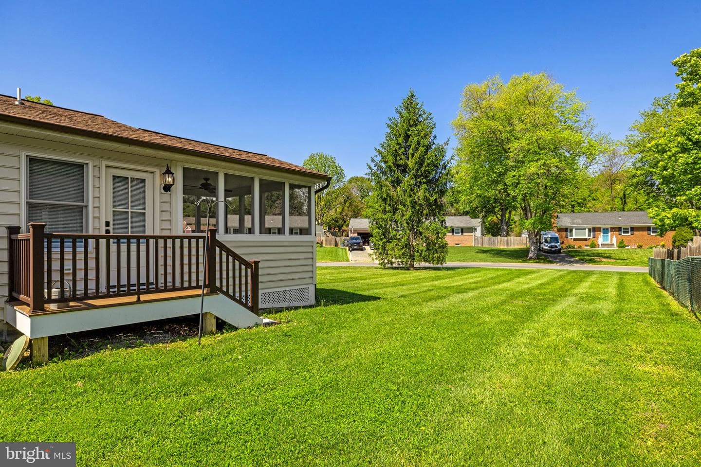 15 Hamilton Terrace Drive photo 48