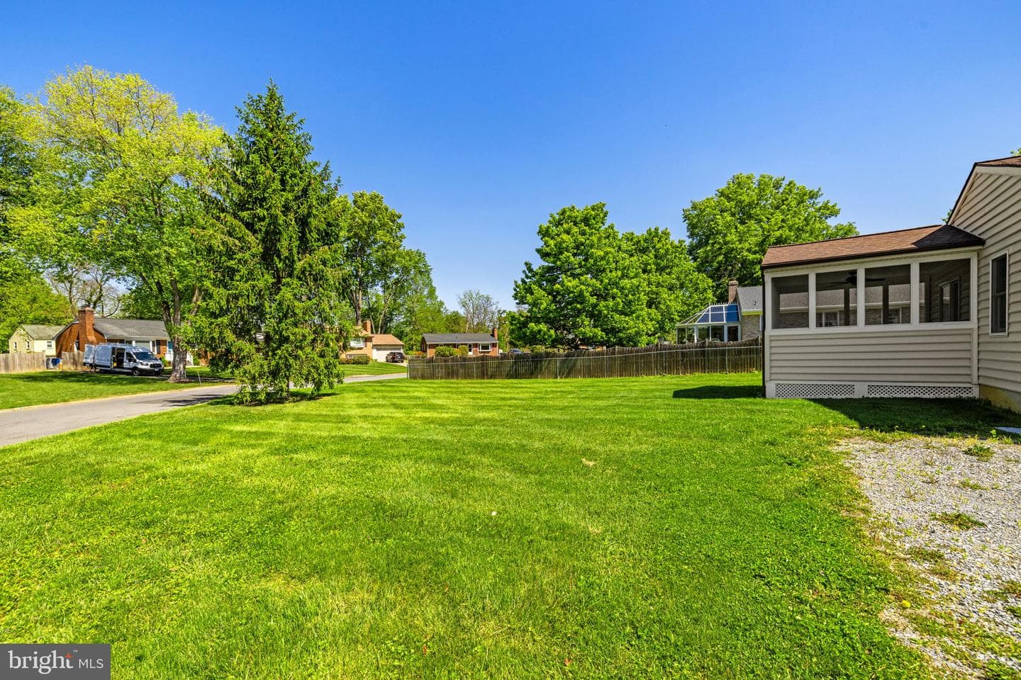 15 Hamilton Terrace Drive photo 49