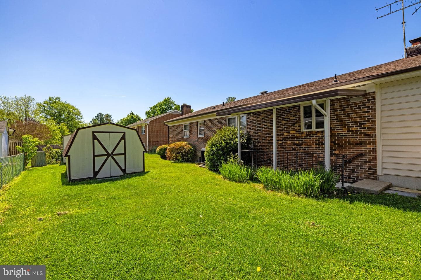 15 Hamilton Terrace Drive photo 52