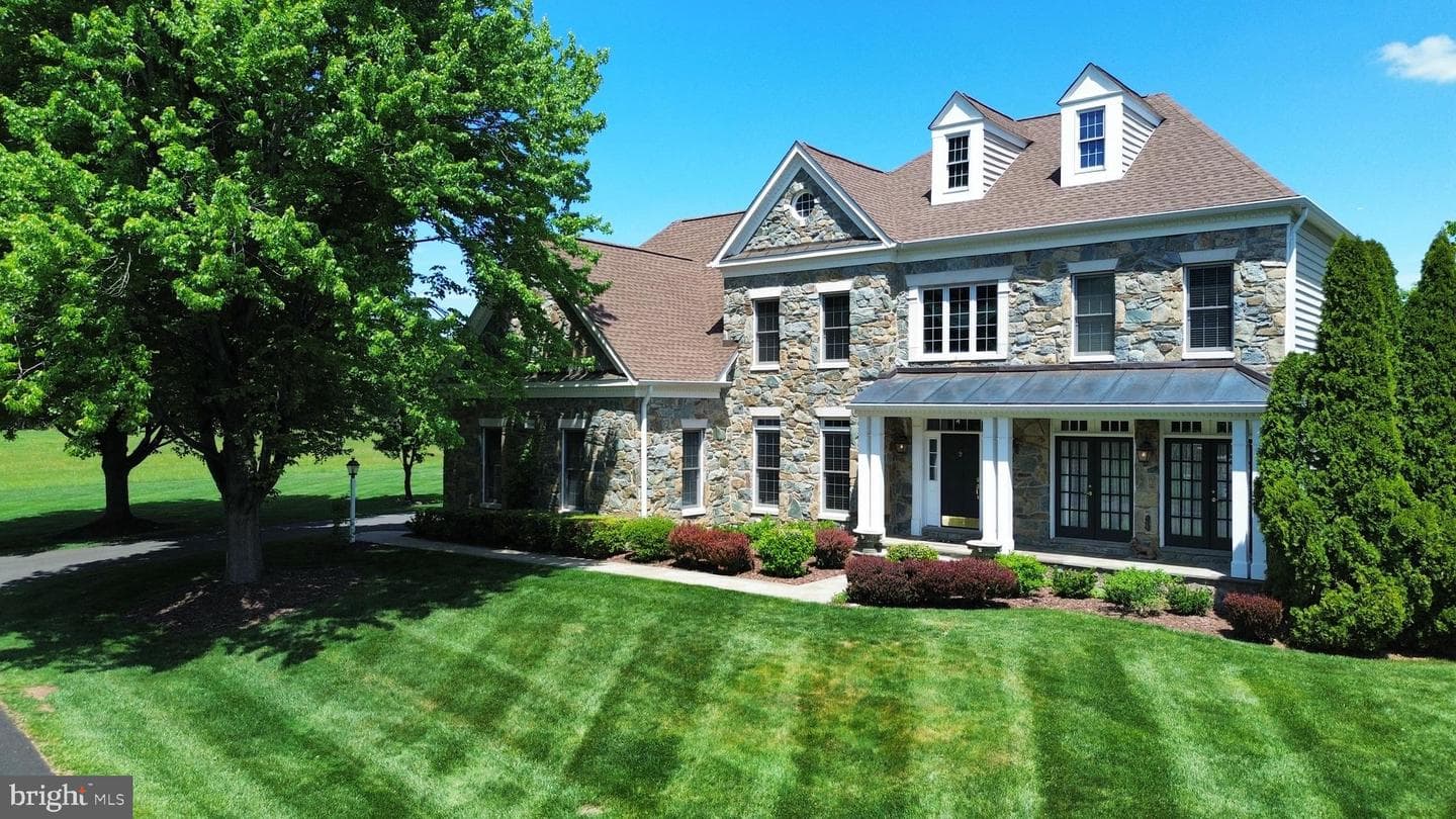 24266 Sunny Meadow Lane photo 3