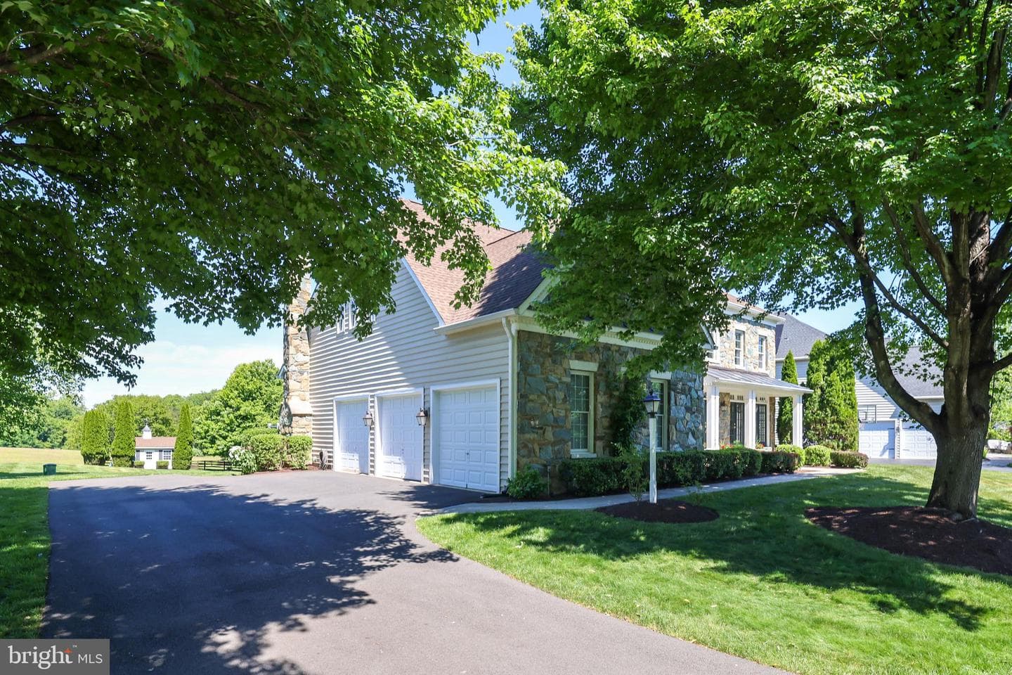 24266 Sunny Meadow Lane photo 9