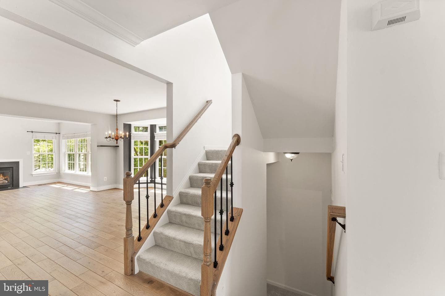 19084 Grouse Terrace photo 32