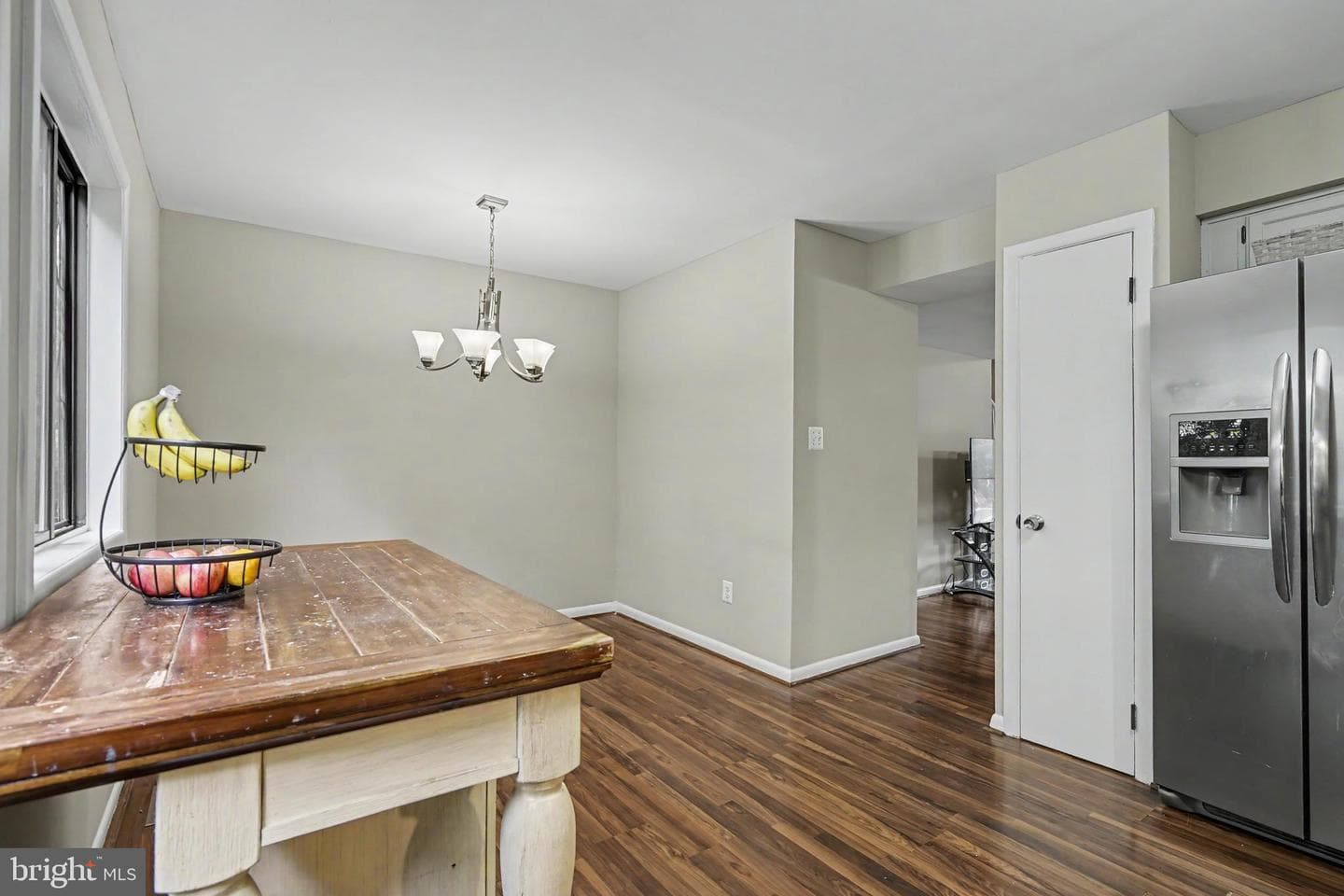 610 Giles Place photo 10