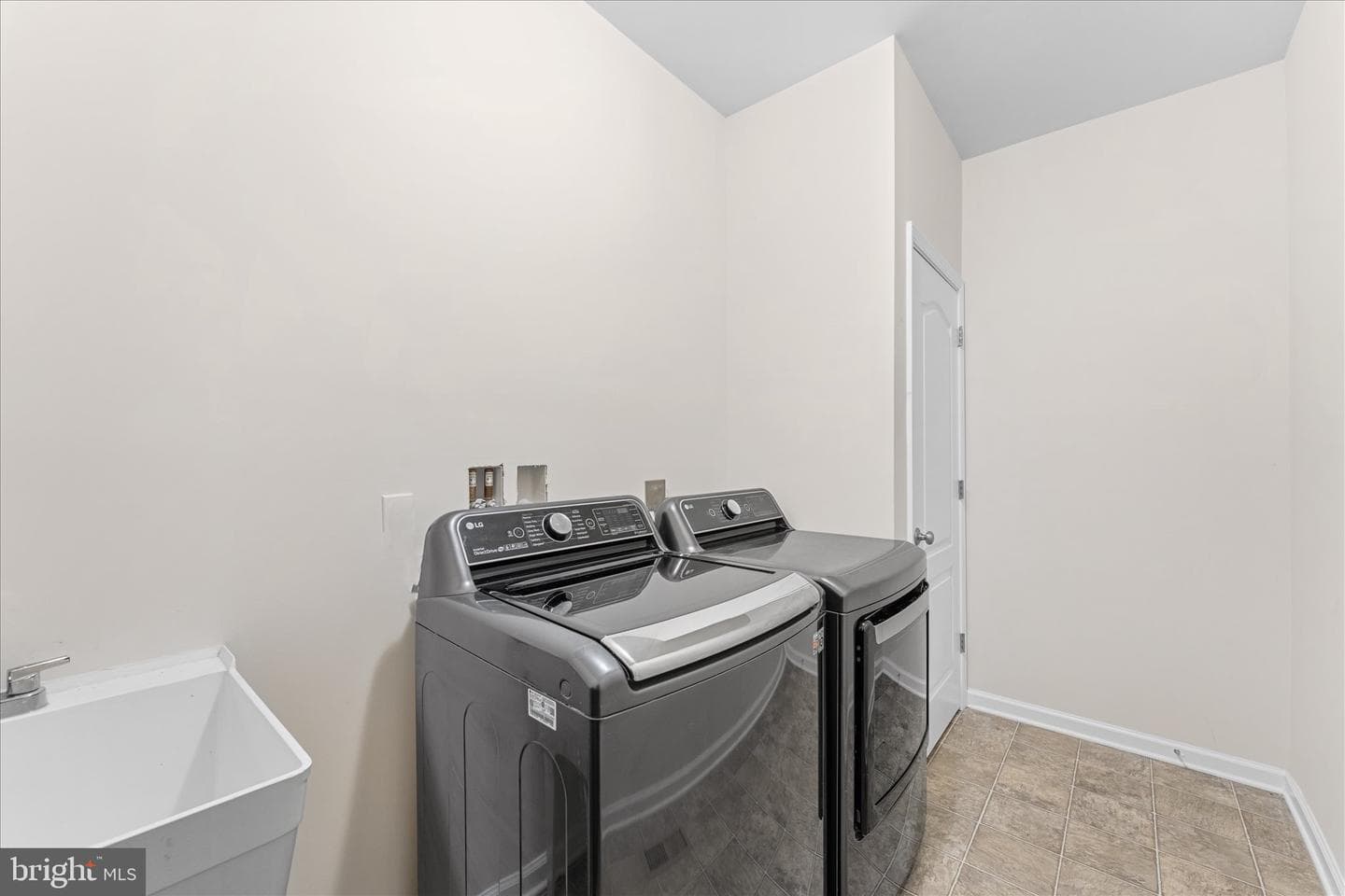 11908 Stonehouse View Court photo 20