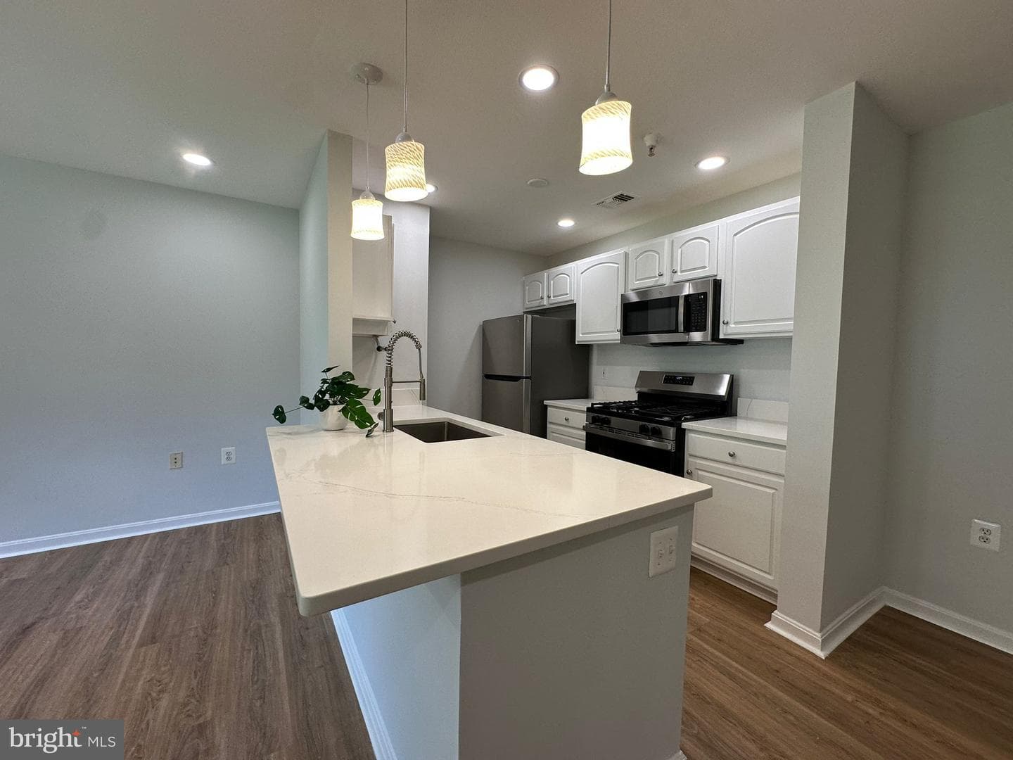 43577 Patching Pond Square photo 10