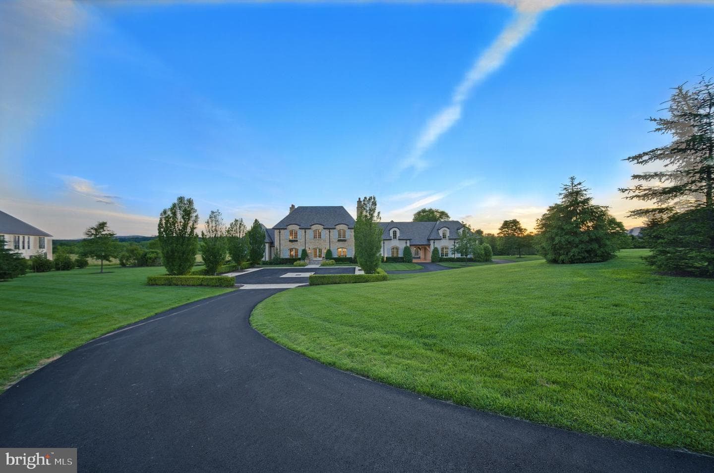 22805 Creighton Farms Drive, Leesburg