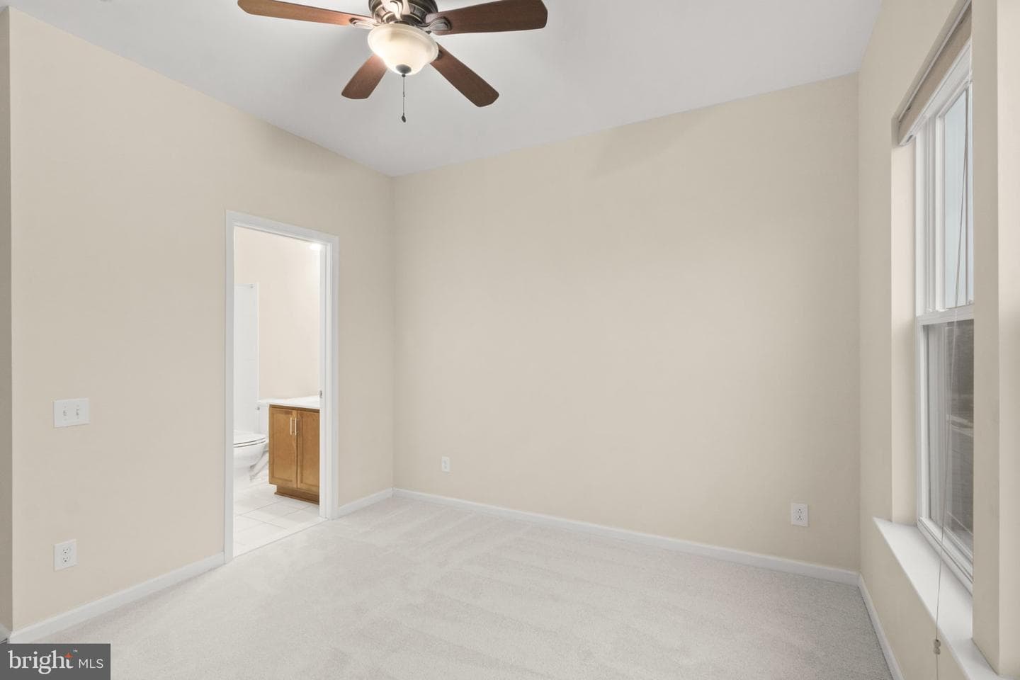 23542 Christina Ridge Square photo 16
