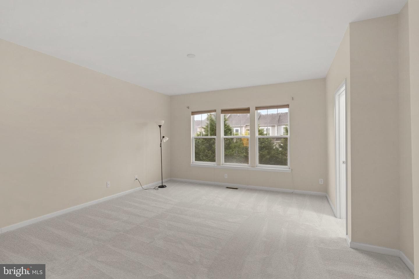 23542 Christina Ridge Square photo 34