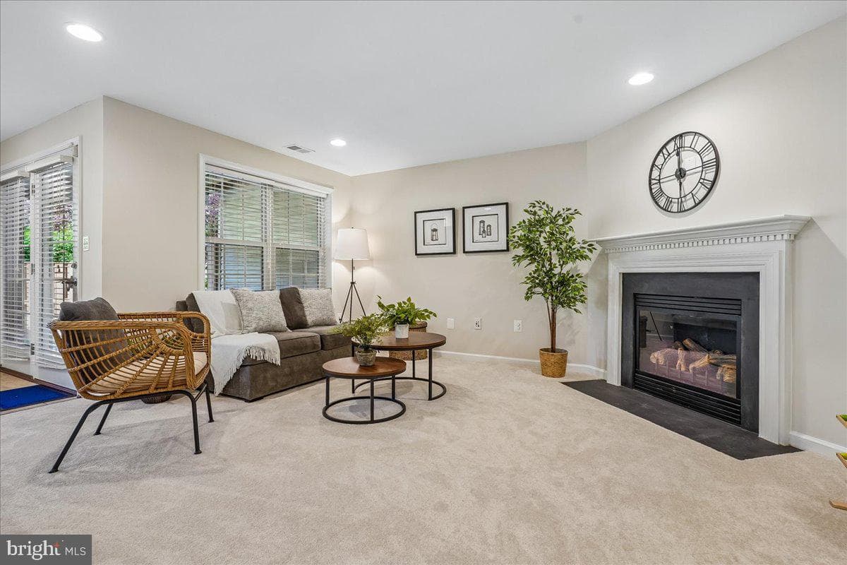 25073 Prairie Fire Square photo 54