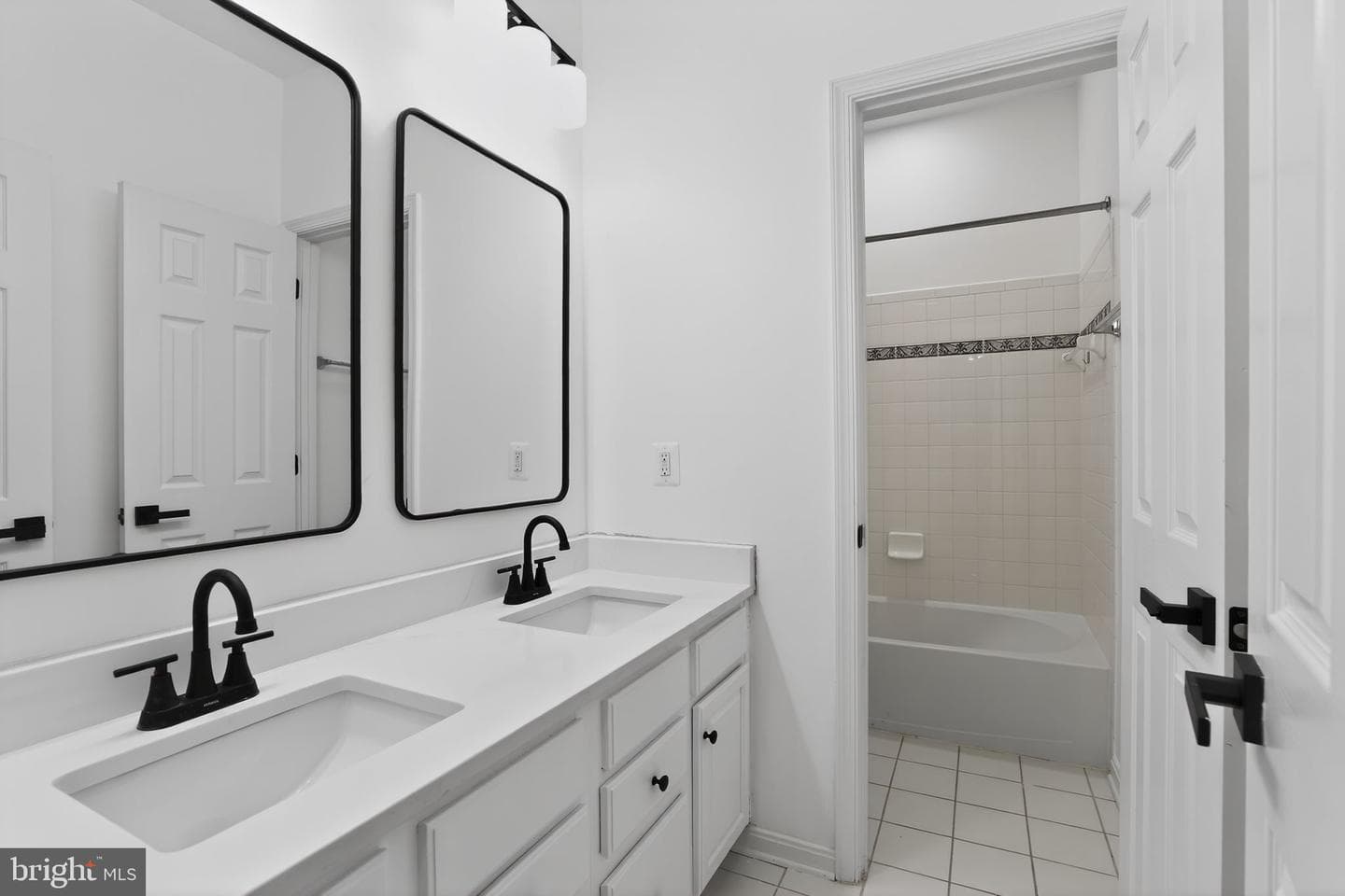 42345 Astors Beachwood Court photo 26