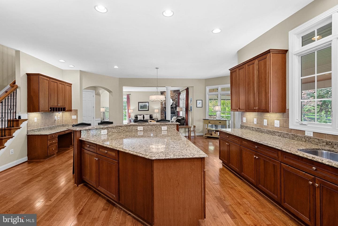 17219 Westfield Place photo 32