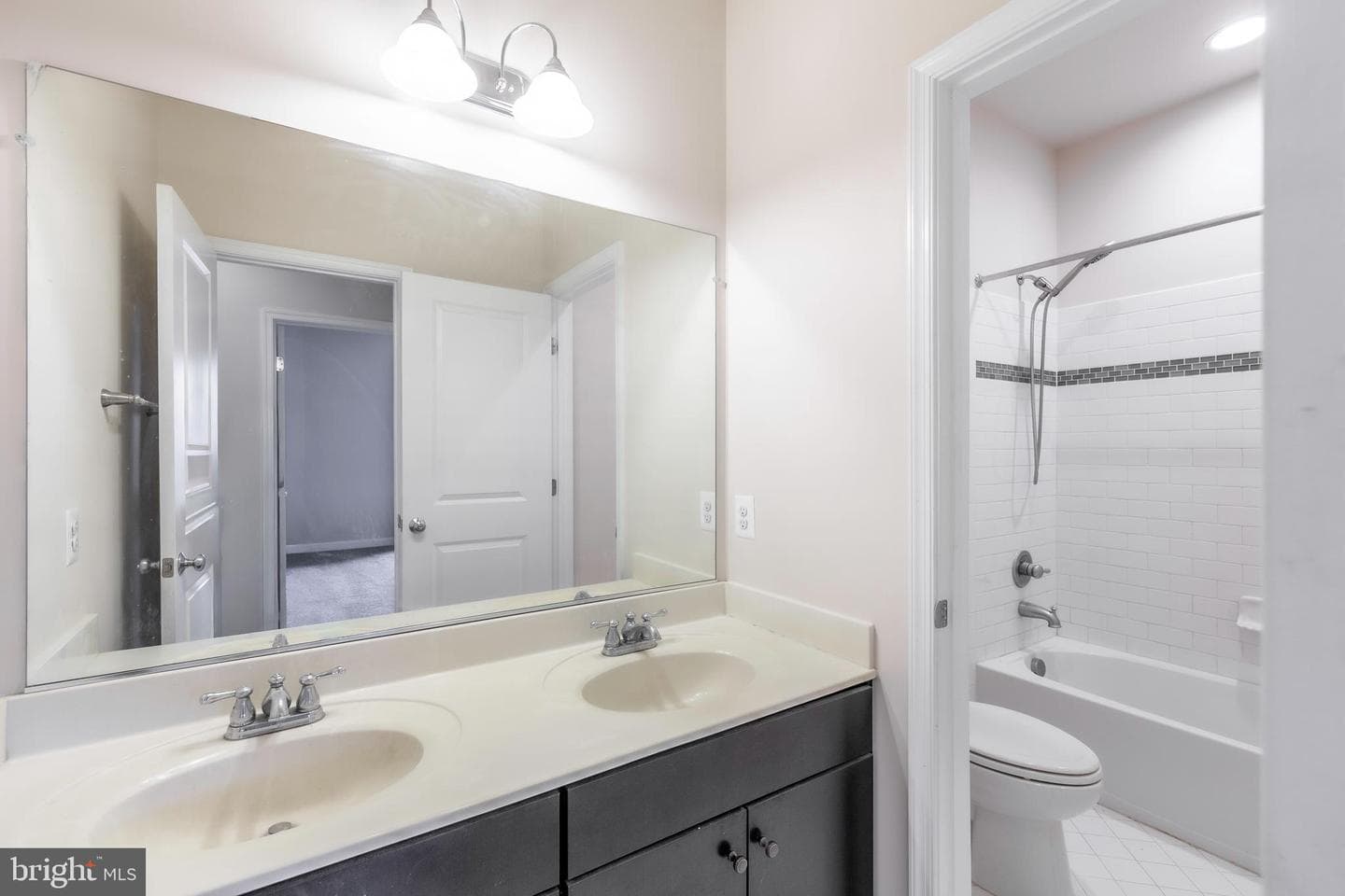 42554 Dreamweaver Drive photo 18