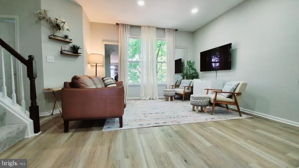 22907 Benson Terrace photo 13