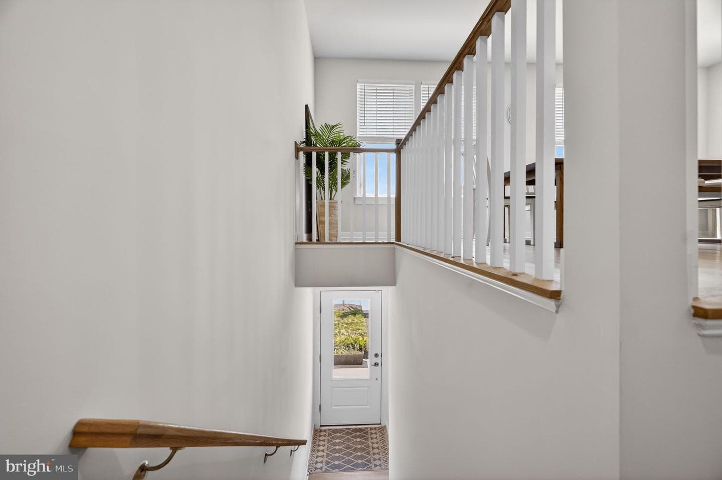 42478 Invergordon Terrace photo 34