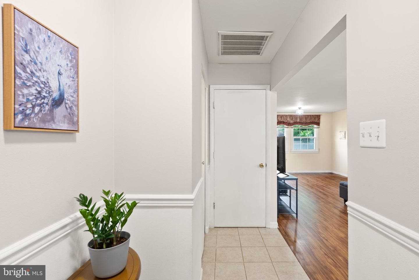 514 W Nettle Tree Road photo 4