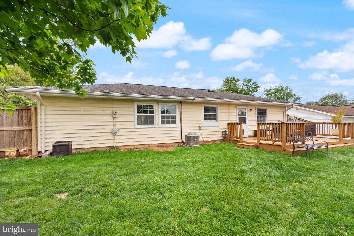 514 W Nettle Tree Road photo 46