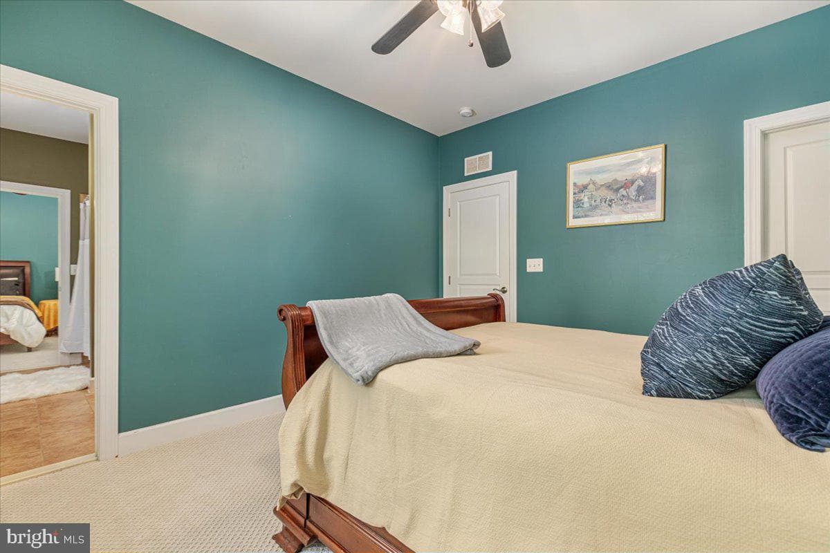 40753 Greyhouse Place photo 46