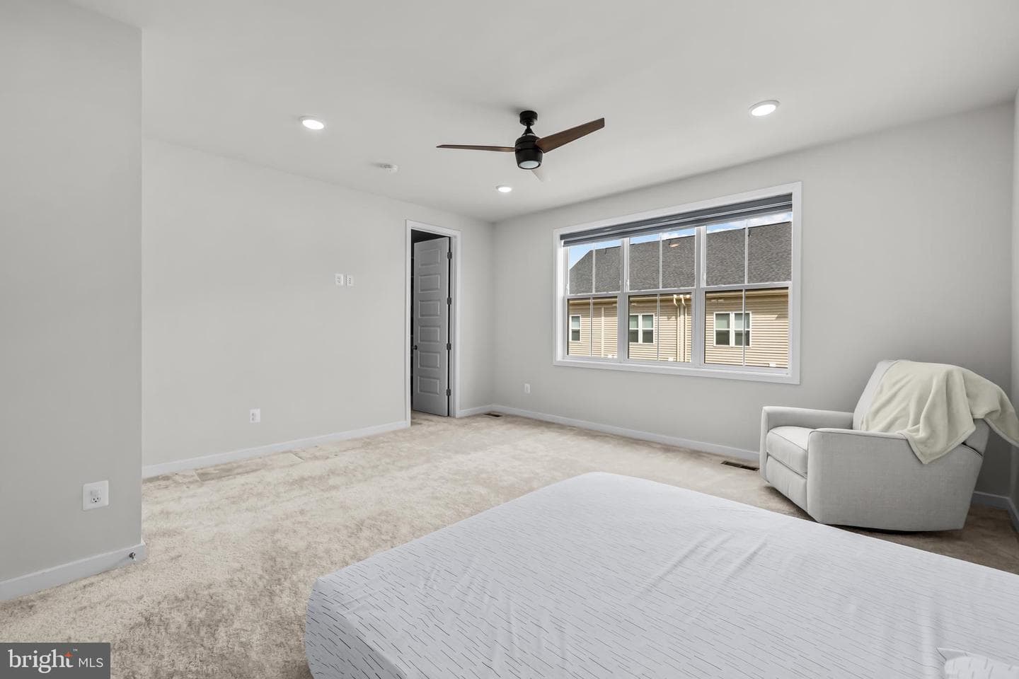42116 Waltz Terrace photo 27