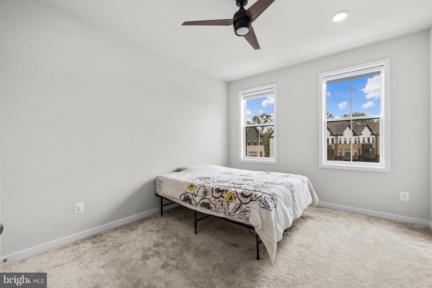 42116 Waltz Terrace photo 40