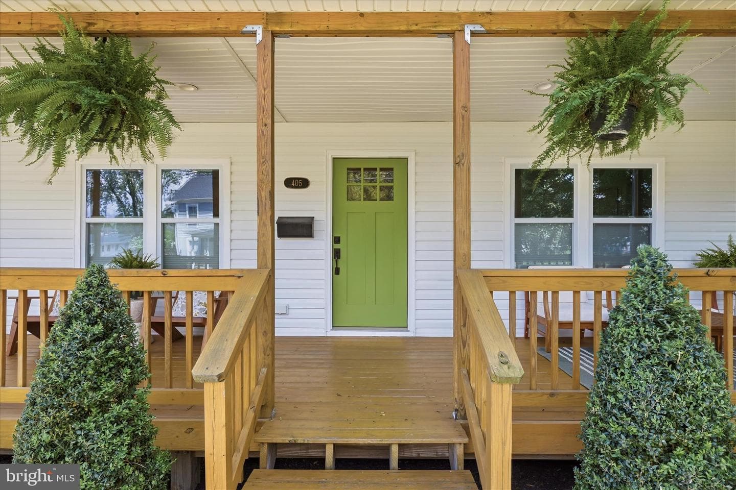 405 Edwards Ferry Road NE, Leesburg