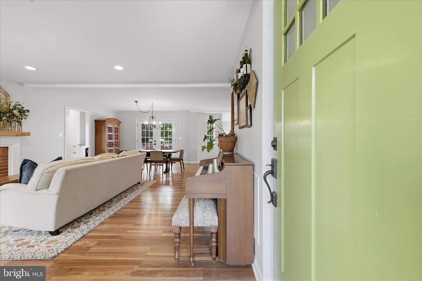 405 Edwards Ferry Road NE photo 4
