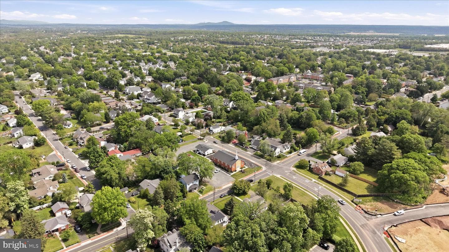 405 Edwards Ferry Road NE photo 84