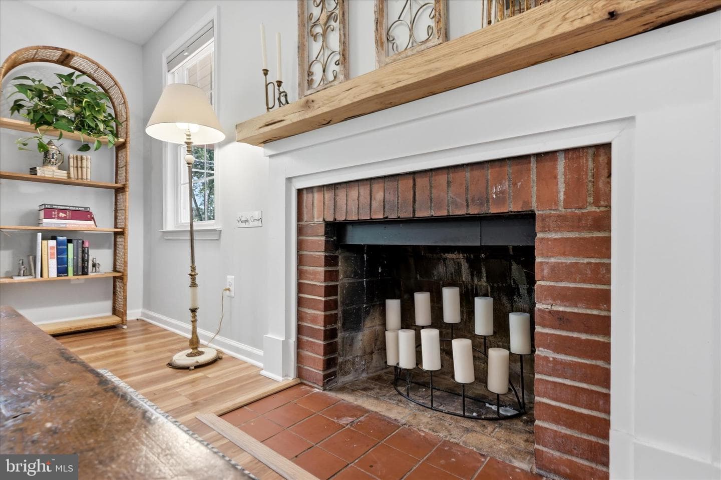 405 Edwards Ferry Road NE photo 9