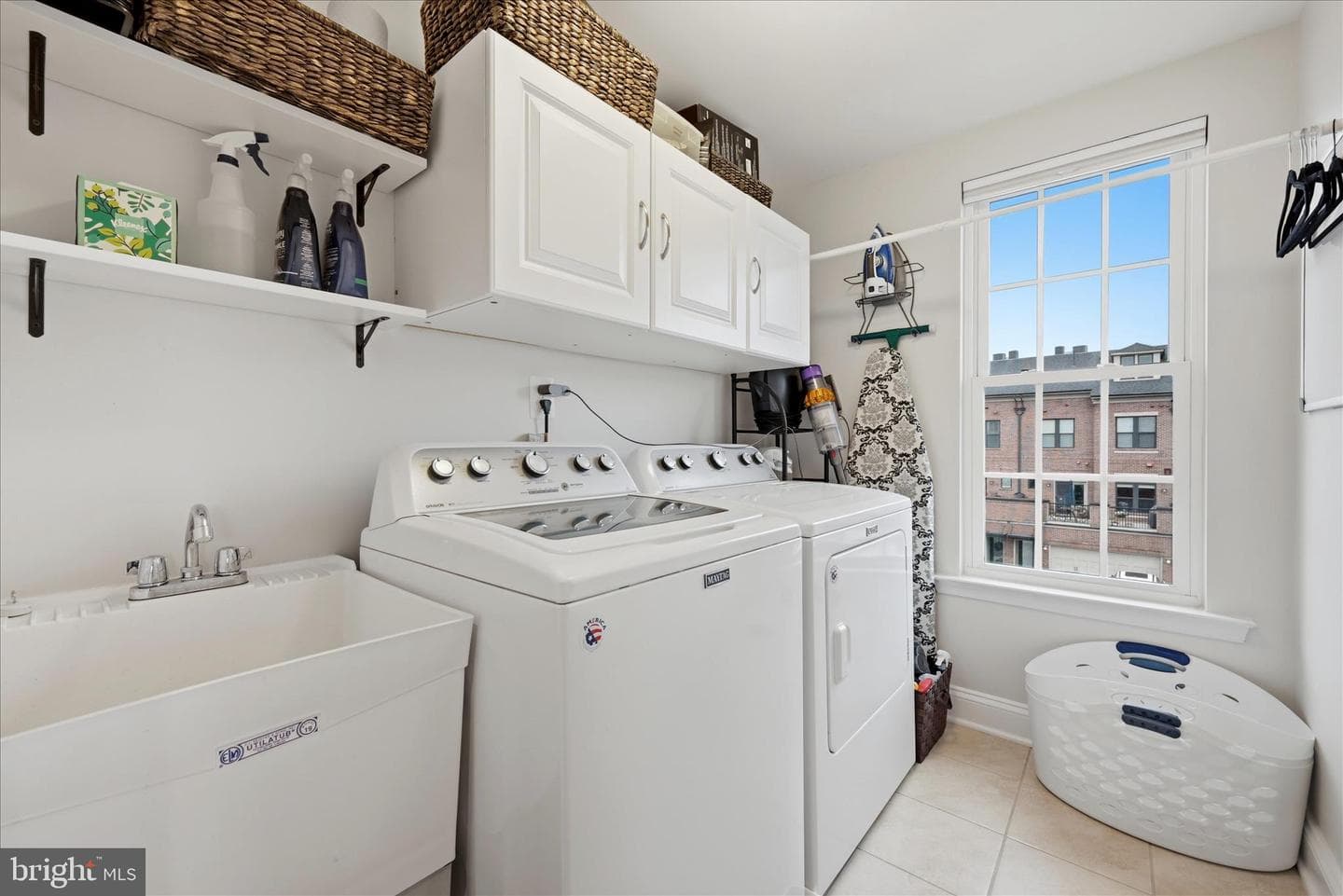 402 Haupt Square SE photo 24