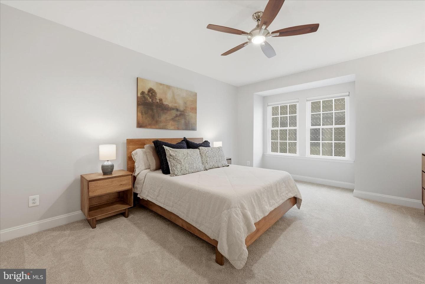 402 Haupt Square SE photo 25