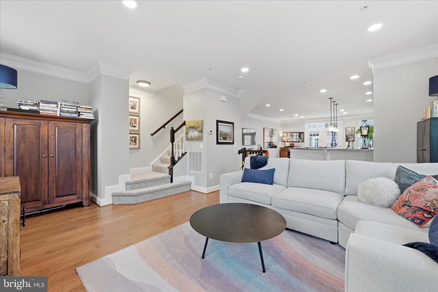 402 Haupt Square SE photo 8
