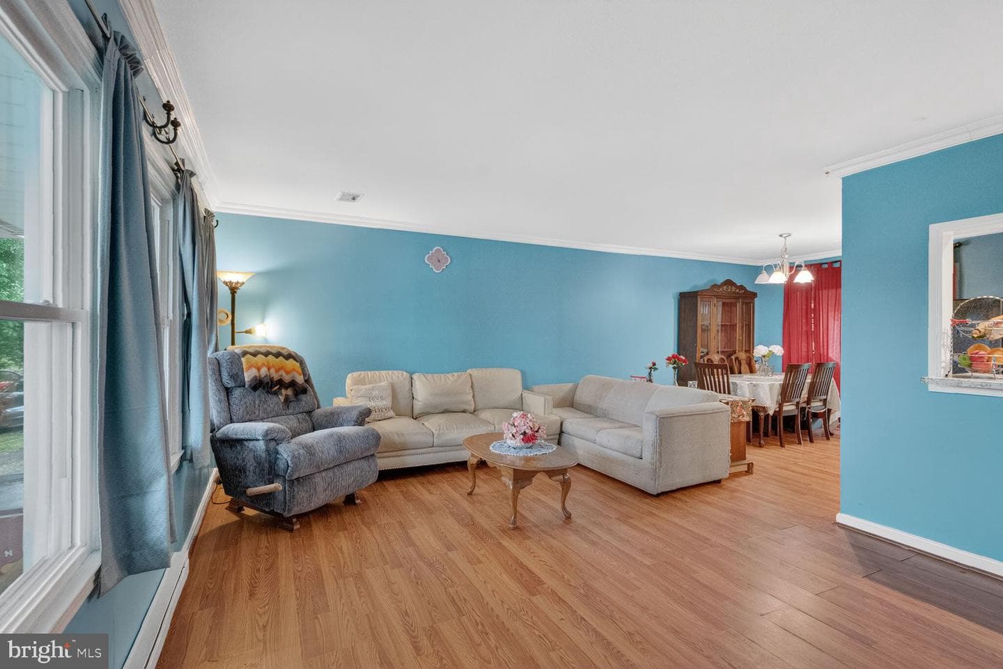 1305 N Sterling Boulevard photo 2