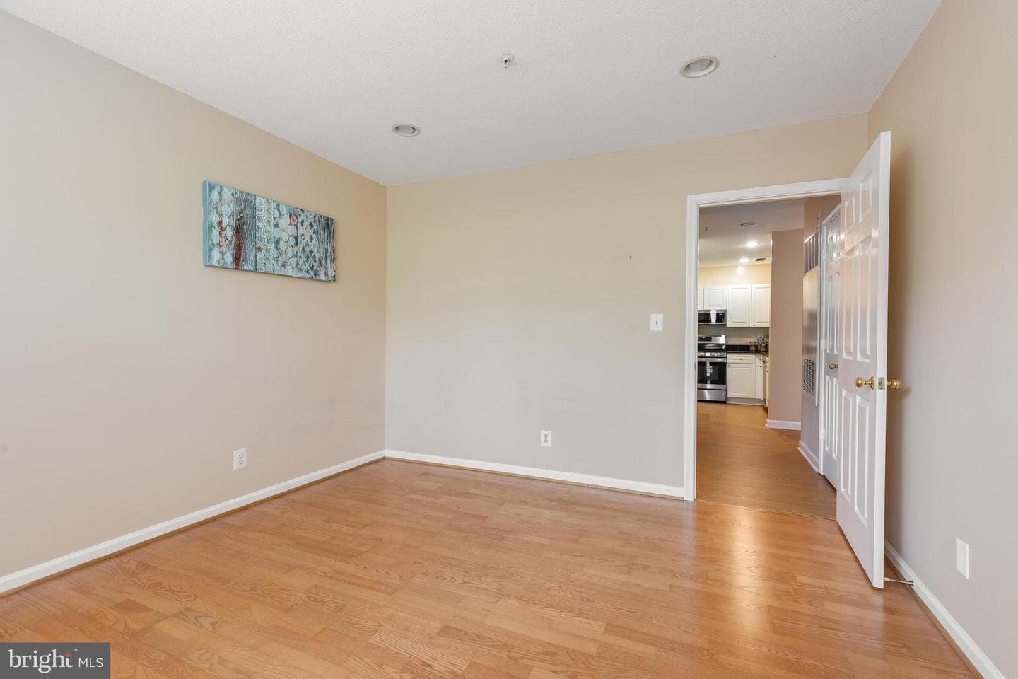 20313 Beechwood Terrace #102 photo 20