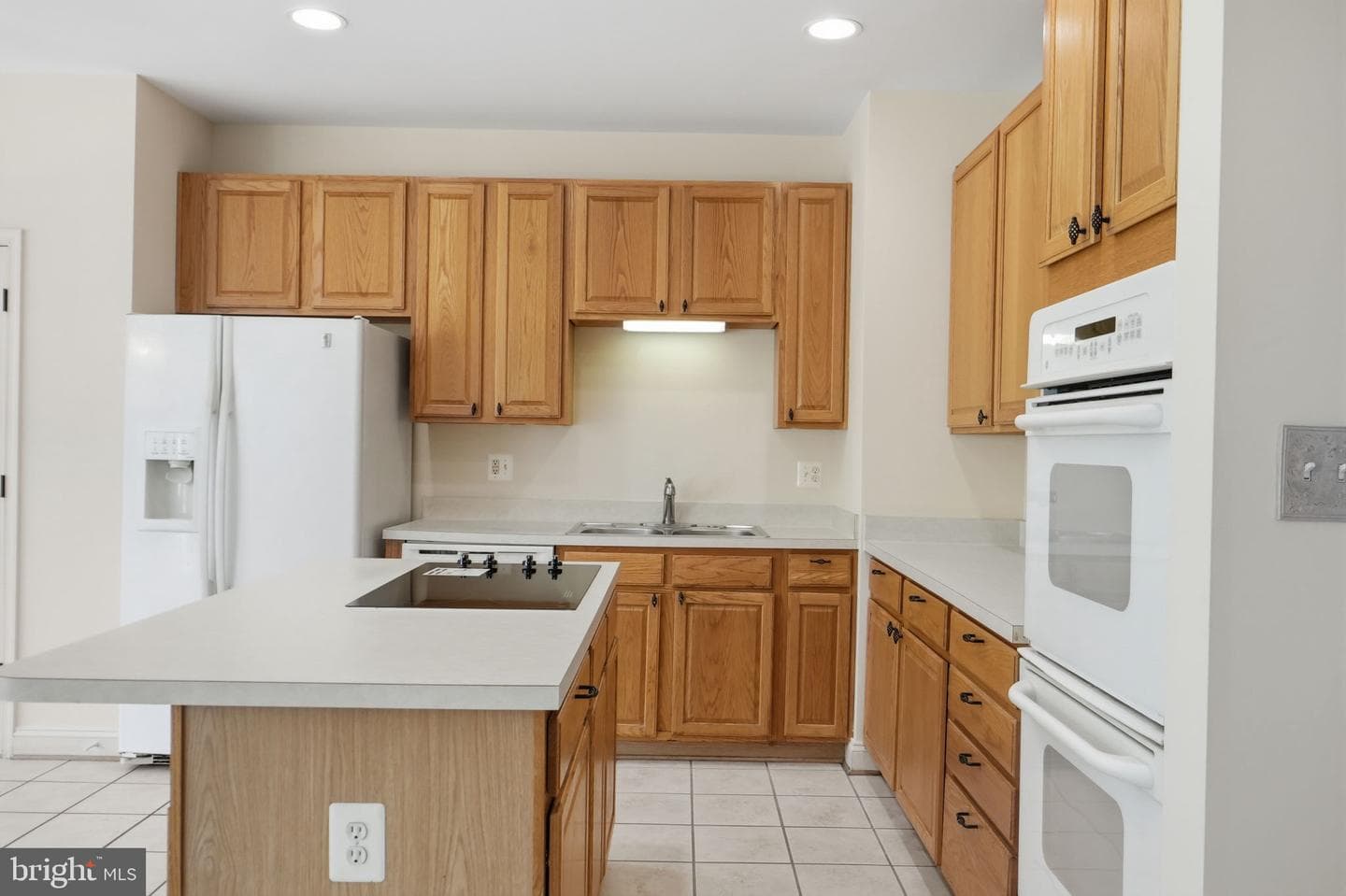 802 Ferndale Terrace NE photo 13