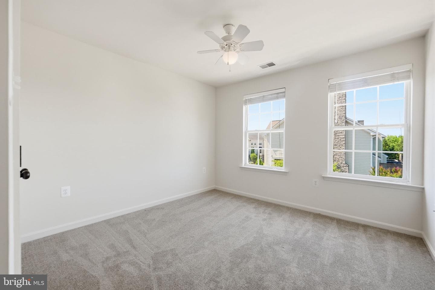 802 Ferndale Terrace NE photo 30