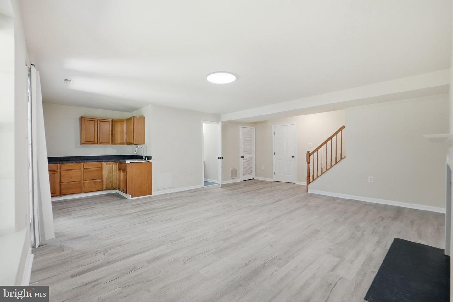 802 Ferndale Terrace NE photo 32
